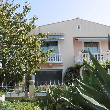 Rez De Chaussee Studio Climatise Dans Villa Aigues-Mortes Eksteriør bilde