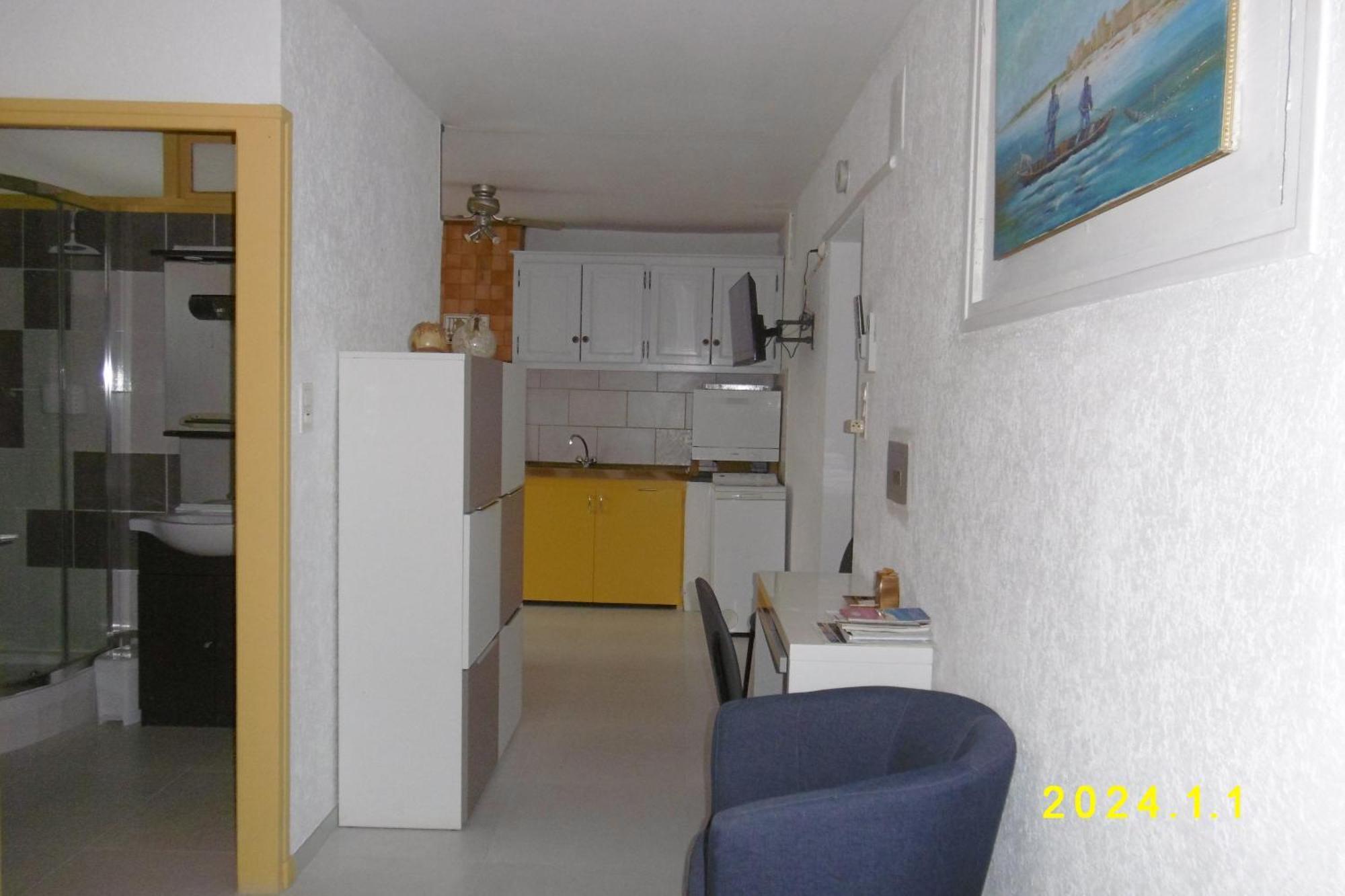 Rez De Chaussee Studio Climatise Dans Villa Aigues-Mortes Eksteriør bilde